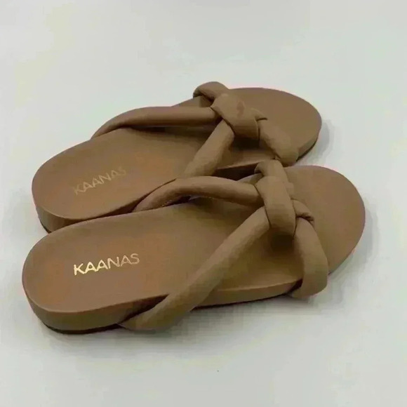 Kaanas Shoes - NWOT KAANAS slide on knotted sandals. Size 6. Very comfy and cute to boot!